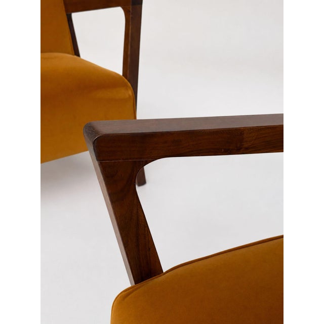 Mid-Century Modern Vintage Italian Armchairs in Orange Velvet, 1960s, Set of 2 For Sale - Image 3 of 13