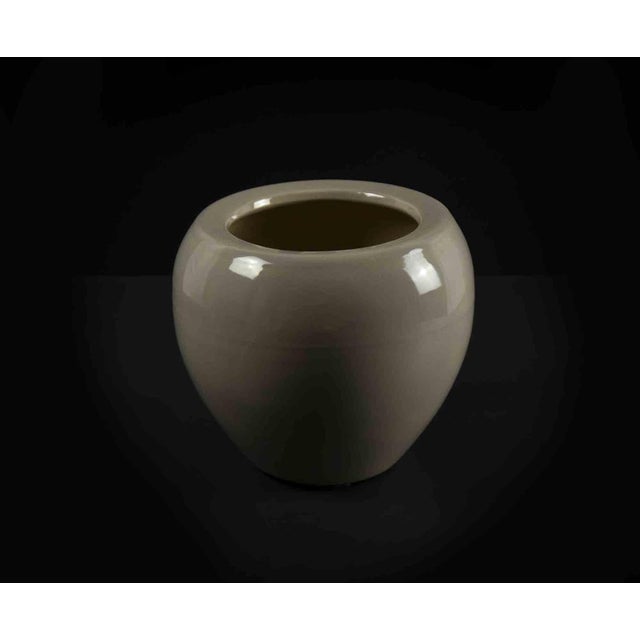 Vintage ceramic cachepot is an original decorative object realized in the 1970s in the Netherlands. A ceramic cachepot...