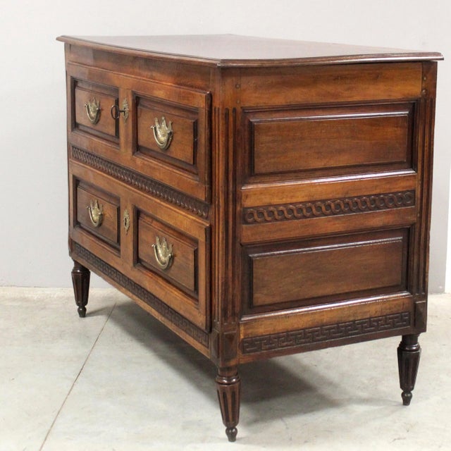 18th Century Italian Louis XVI Chest of Drawers in Walnut For Sale - Image 14 of 14