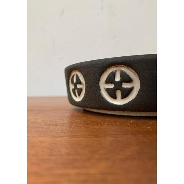 Mid-Century Danish Studio Pottery Bowl from Frank Keramik, 1960s For Sale - Image 12 of 14