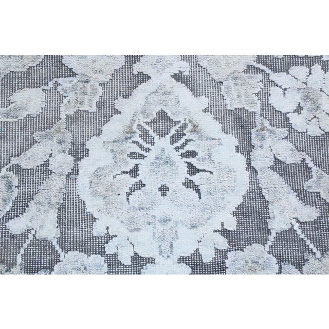 Rug & Kilim's Contemporary Geometric Floral Silver Gray Wool and Silk Rug For Sale In New York - Image 6 of 7