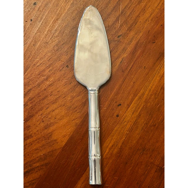 Late 20th Century Vintage Hollywood Regency Faux Bamboo Silver Plate Charcuterie & Cheese Serving Set - 3 Pieces For Sale - Image 5 of 8