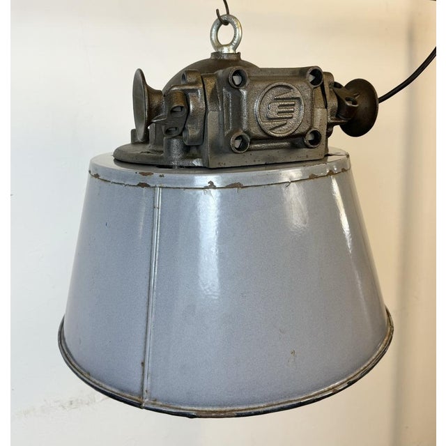 Large Industrial Grey Enamel and Cast Iron Pendant Light from Elektrosvit, 1960s For Sale - Image 10 of 18