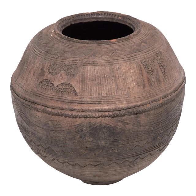 Nupe Incised Terracotta Vessel, C. 1900 For Sale