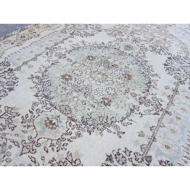 1960s Oushak Handknotted Wool Rug For Sale - Image 9 of 10