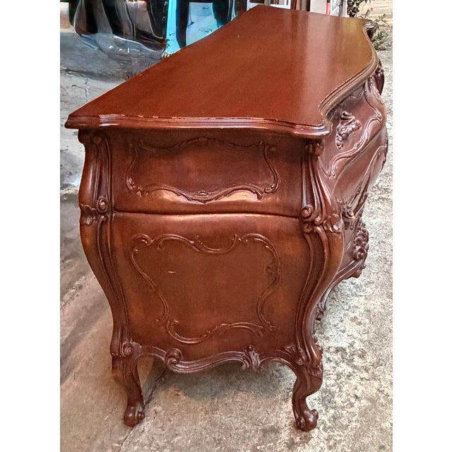 Looking for a stunning, rare hand carved mahogany dresser and mirror set to fulfill your bedroom dreams? Look no further!...