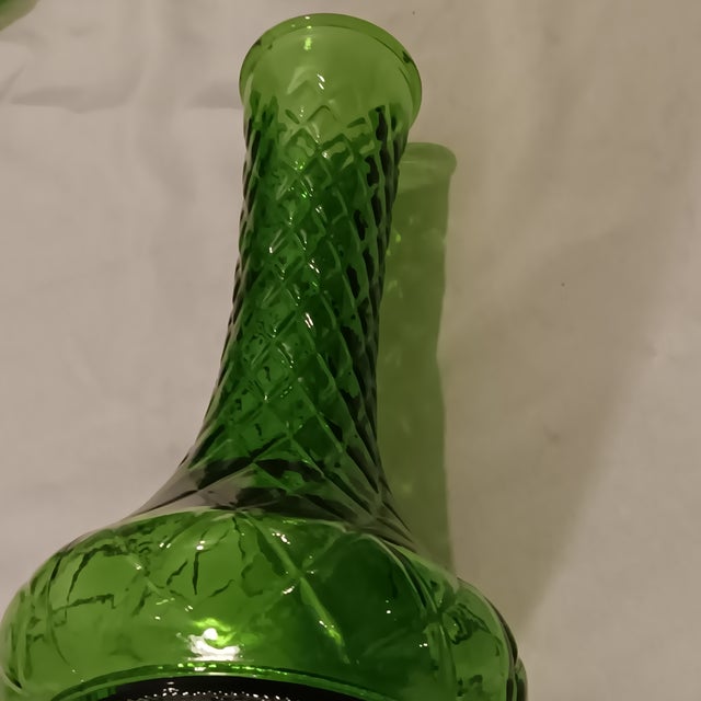 Vintage Hoosier 4095 Emerald Green Vase For Sale - Image 4 of 7