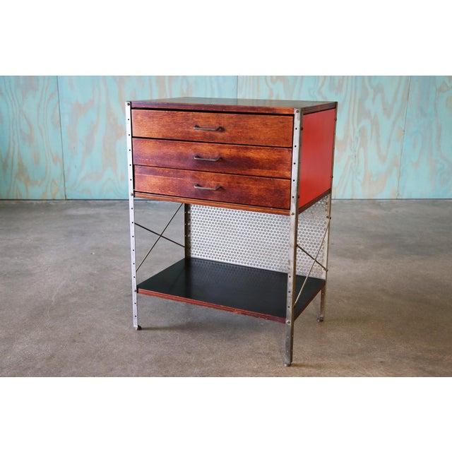 All original ESU 270-C storage cabinet a first generation designed and produced in 1951-1952. The fixed legs were known to...