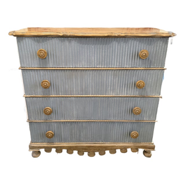 Guild Master Distressed Blue Reeded 4-Drawer Chest of Drawers For Sale