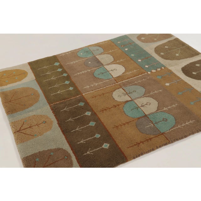 Handwoven in wool and cotton, circa 1970, this 5x6 Scandinavian flatweave rug is a charming addition to Rug & Kilim’s...