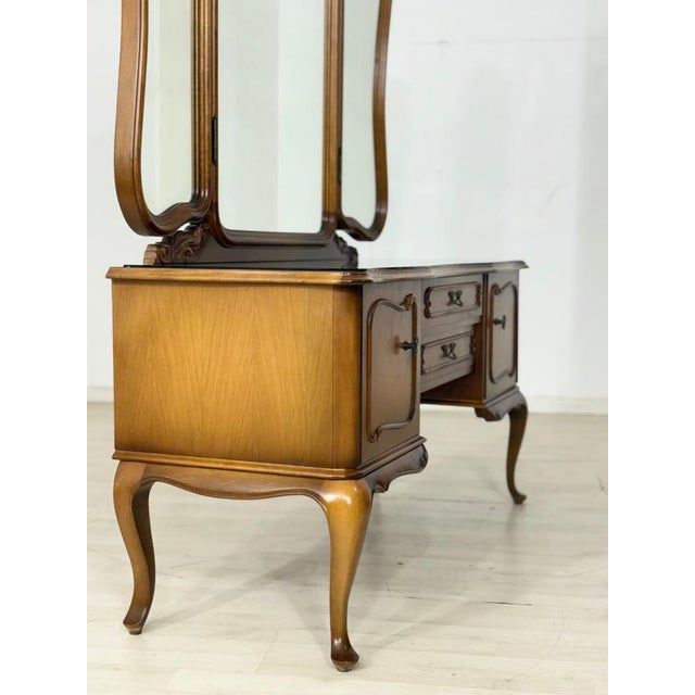 Chippendale Dressing Table in Wood For Sale - Image 10 of 14