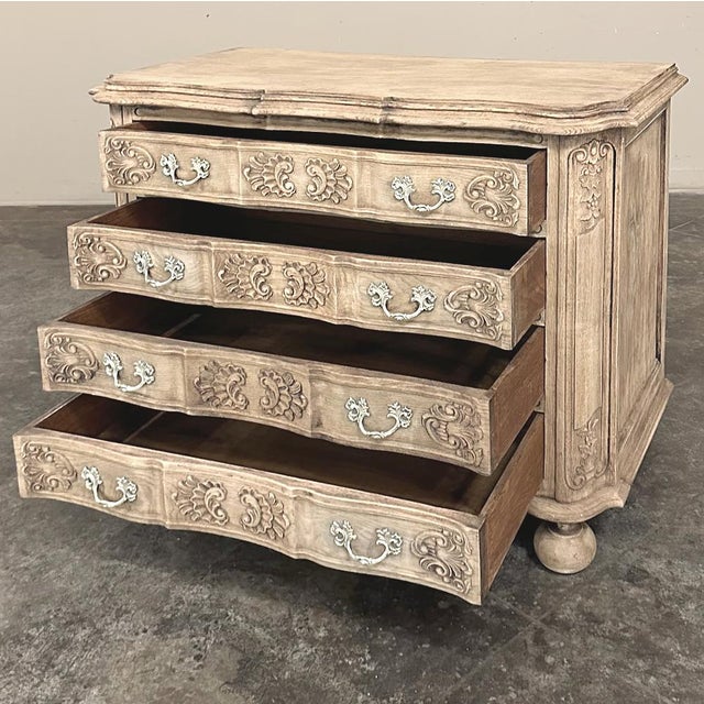 Antique French Louis XIV Commode ~ Chest of Drawers in Stripped Oak For Sale - Image 10 of 14