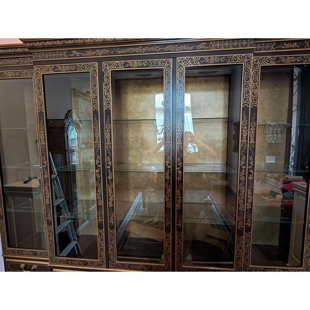 Black Drexel Heritage Asian-Inspired Chinoiserie Lacquer Display Cabinet, Attributed For Sale - Image 8 of 14