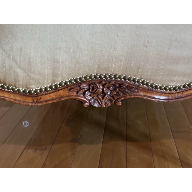 Antique French Louis XV Style Hand-Carved Upholstered Loveseat With Down Cushion For Sale - Image 9 of 9