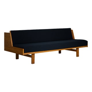 GE258 Sofa Bed by Hans J. Wegner for Getama, 1950s For Sale