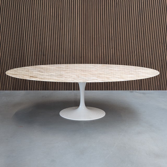 Mid-Century Modern Vintage Tulip Table by Eero Saarinen for Knoll International For Sale - Image 3 of 4