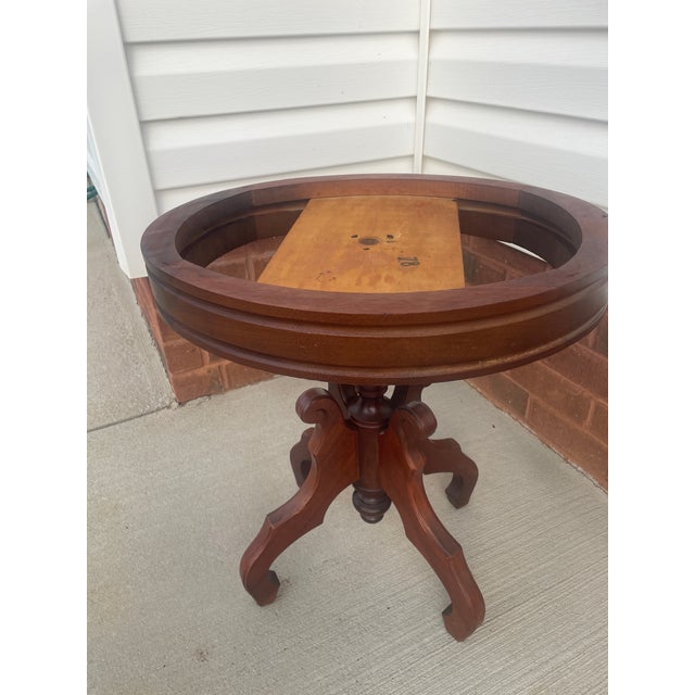 Mid 20th Century Victorian-Style Marble-Top Parlor Table For Sale - Image 4 of 9
