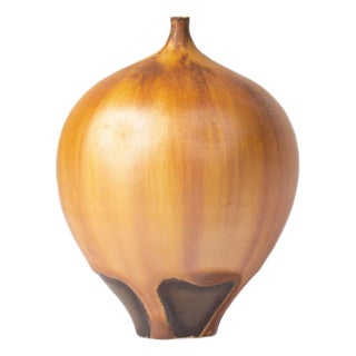 Rose Cabat Studio Pottery Feelie Vase For Sale