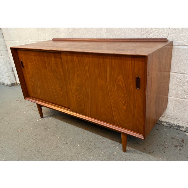 Brown Mid-Century Credenza by Arne Vodder for Sibast of Denmark For Sale - Image 8 of 15