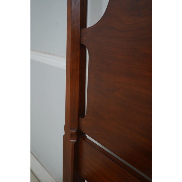 1970s Henkel Harris Cherry Pencil Post Queen Size Bed For Sale - Image 5 of 14