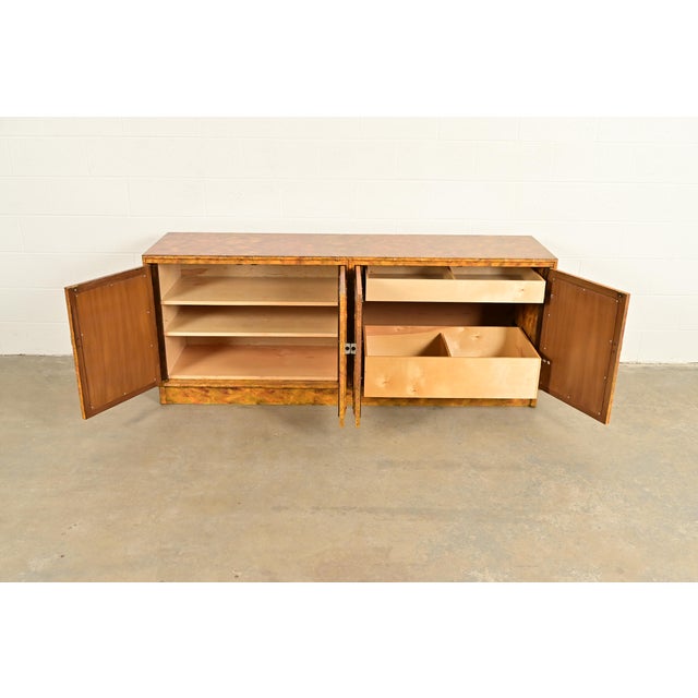 1970s Henredon Style Mid-Century Hollywood Regency Faux Bamboo Mirrored Front Sideboard Credenza, Circa 1970s For Sale - Image 5 of 12