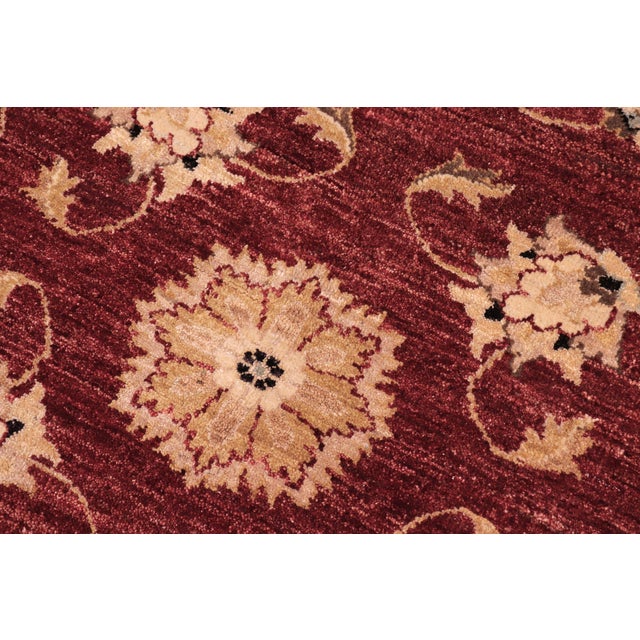 1990s Boho Chic Ziegler Ethelyn Red/Ivory Wool Round Rug- 8'0'' X 8'3'' For Sale - Image 5 of 10