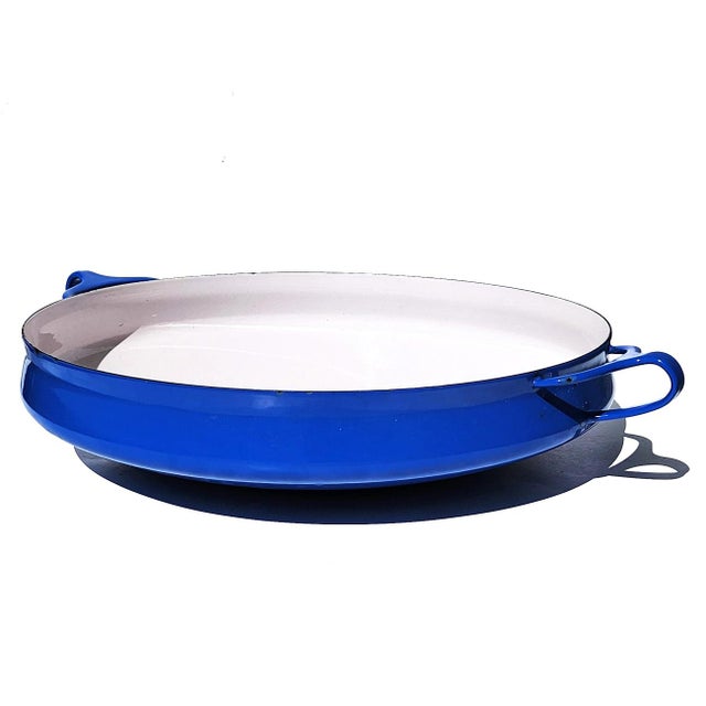 Offered is a Dansk Kobenstyle blue enamel Paella baking pan suitable for preparing pasta, roasts, or casseroles. Designed...