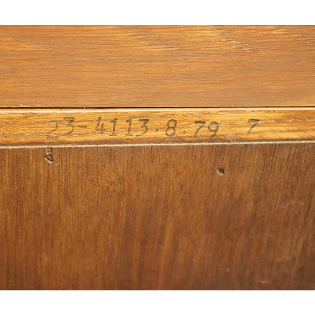 Pennsylvania House Oak Rustic Country Style 34" Modular Wall Unit / Cabinet Bookcase 23-4113 / 23-4213 For Sale - Image 11 of 12