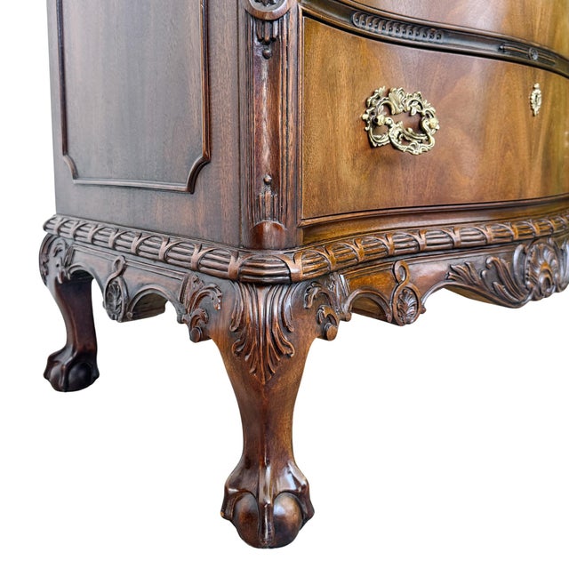 Wood 1980s Henredon Louis XV Style Serpentine Mahogany Commode With Marble Top & Ball and Claw Feet For Sale - Image 7 of 18