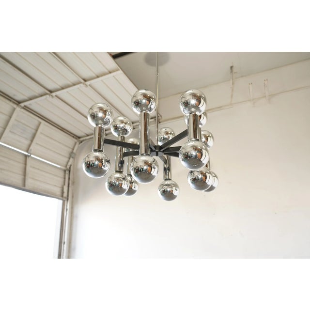 Mid-Century Modern Chrome Space Age Chandelier With 16 Lights, 1970s For Sale In Las Vegas - Image 6 of 10