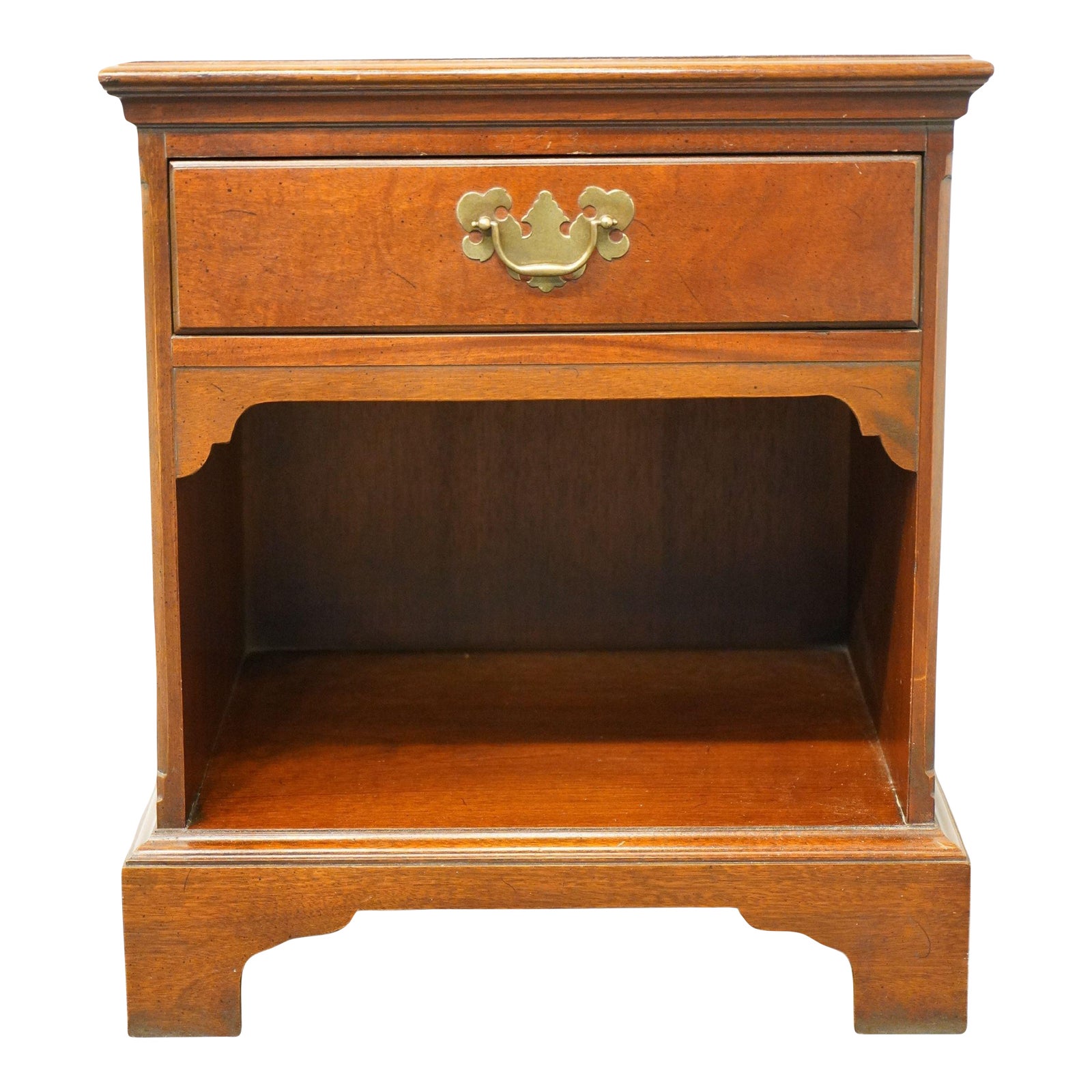 Hickory Chair Co. Solid Mahogany Traditional Style 22" Open