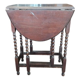 Vintage Petite English Drop Leaf Table For Sale