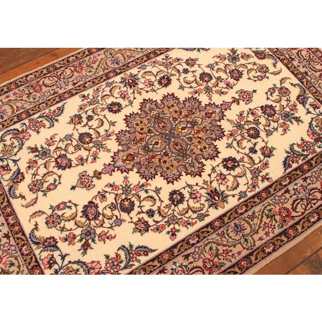 Beige Middle Eastern Rug in Wool For Sale - Image 8 of 11