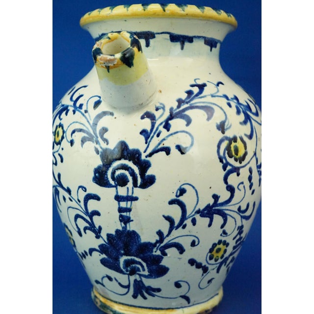 Antique Italian Renaissance Tuscan Majolica Pharmacy Jar, 1600s For Sale - Image 15 of 18