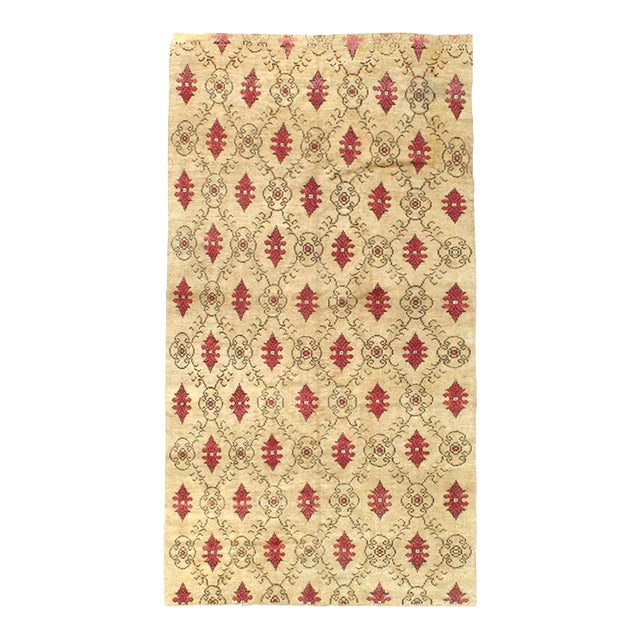 Galerie Shabab Collection Mid-20th Century Turkish Anatolian Accent Rug For Sale