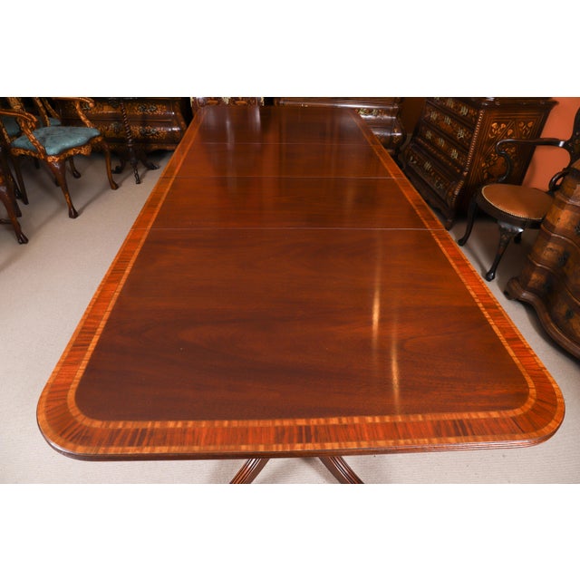 Vintage George III Dining Table by William Tillman and Chairs, 1980s, Set of 11 For Sale - Image 12 of 18