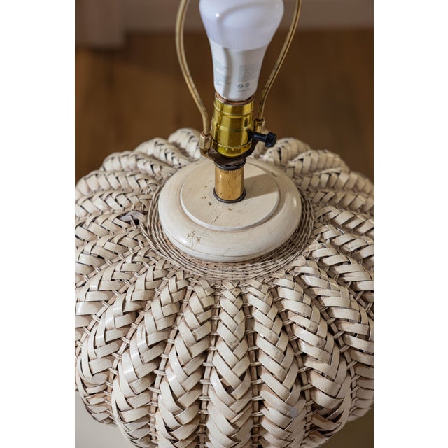 Vintage 1980s Organic Modern Ribbed Woven Wicker Melon Table Lamps, a Pair For Sale - Image 10 of 14