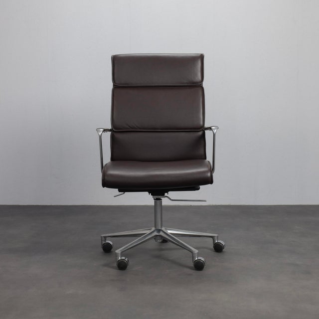 A refined una office chair by icf, combining elegant italian design with exceptional comfort and functionality. Defined by...