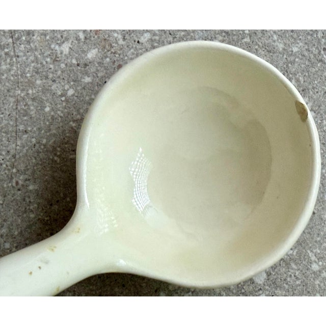 1960’s Vintage White Porcelain Conch Shell Lidded Soup Tureen With Matching Ladle For Sale - Image 10 of 12