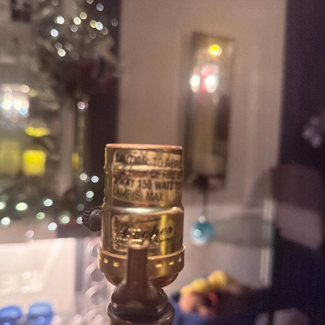 1990s Vintage Frederick Cooper Floral Pink Purple Blue Ceramic Ginger Jar Table Lamp For Sale - Image 5 of 11