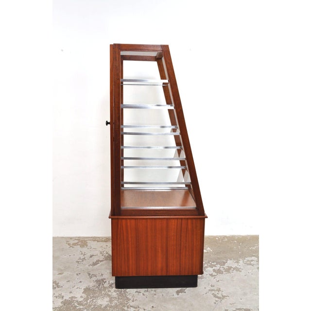 Art Deco Vitrine Display Cabinet by Esmé Groningen, 1920s For Sale - Image 4 of 13