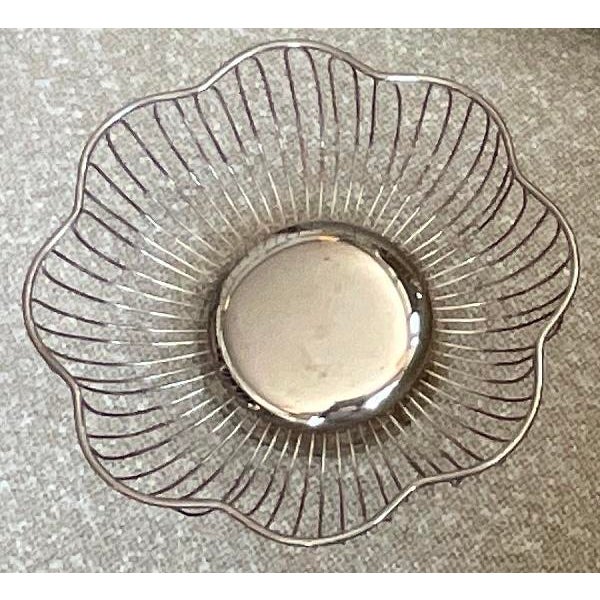 Mid 20th Century Silver Plated Bread Basket - Attributed to Gorham For Sale In Raleigh - Image 6 of 14
