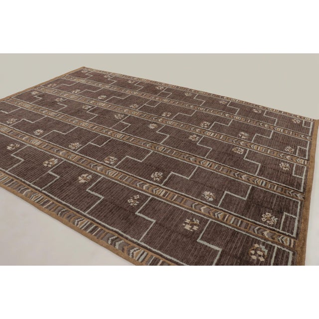 This oversized 10x14 Scandinavian rug is a striking new addition to Rug & Kilim’s Scandinavian collection—a sophisticated,...