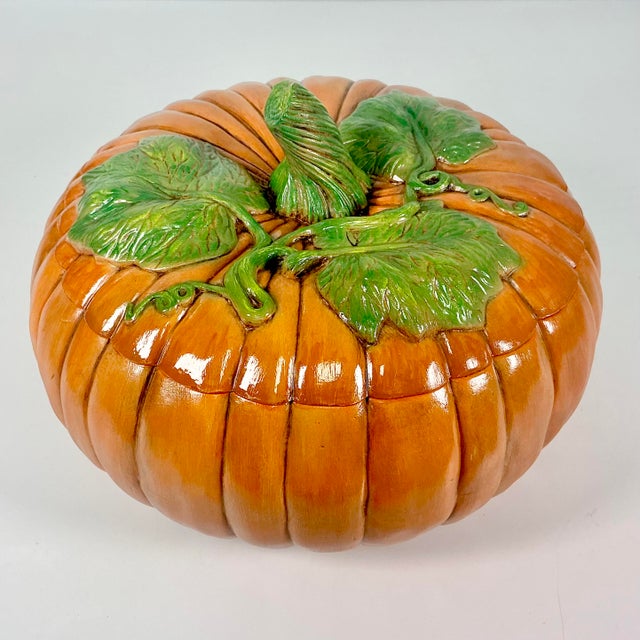 1989 Vintage Americana Folk Art Boho Chic Pumpkin Soup Tureen, Halloween & Thanksgiving. For Sale - Image 4 of 15