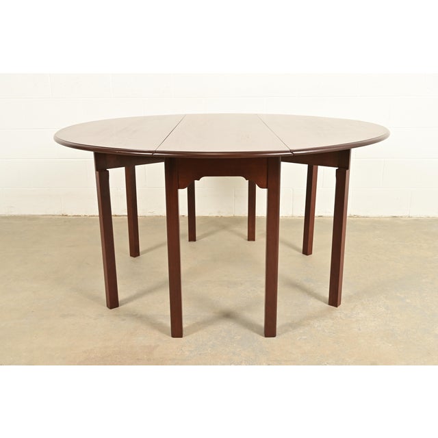 1980s Kittinger Georgian Mahogany Gate Leg Drop Leaf Dining Table or Breakfast Table, Newly Refinished For Sale - Image 5 of 12