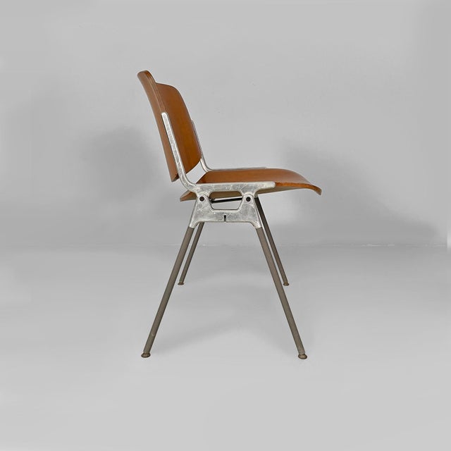 Castelli Italian Modern Wood DSC Chairs by Giancarlo Piretti for Castelli, 1970s, Set of 6 For Sale - Image 4 of 18