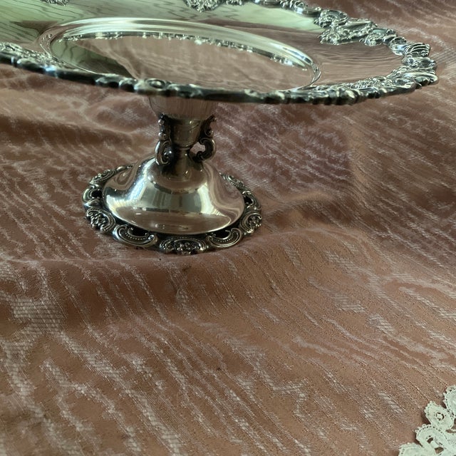 Vintage Baroque by Wallace Silverplated Pedestal Cake Stand For Sale - Image 4 of 11