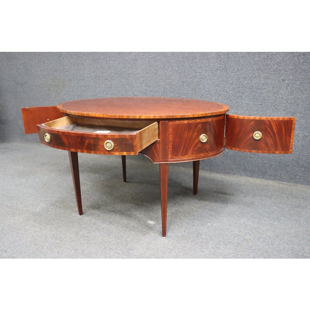 Traditional Henredon Rare Flamed Oval Center Table For Sale - Image 3 of 11
