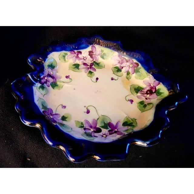Mid-Century Modern Vintage Hand Painted Porcelain Trinket Dish Cobalt Blue Rim Purple Violets Scalloped For Sale - Image 3 of 3