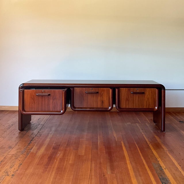 1970s Dyrlund Supreme Credenza in Rosewood For Sale In Portland, OR - Image 6 of 17